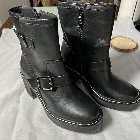 DKNY Daray Moto Bootie Buckle Block Heel Size 7 - Picture 3 of 11